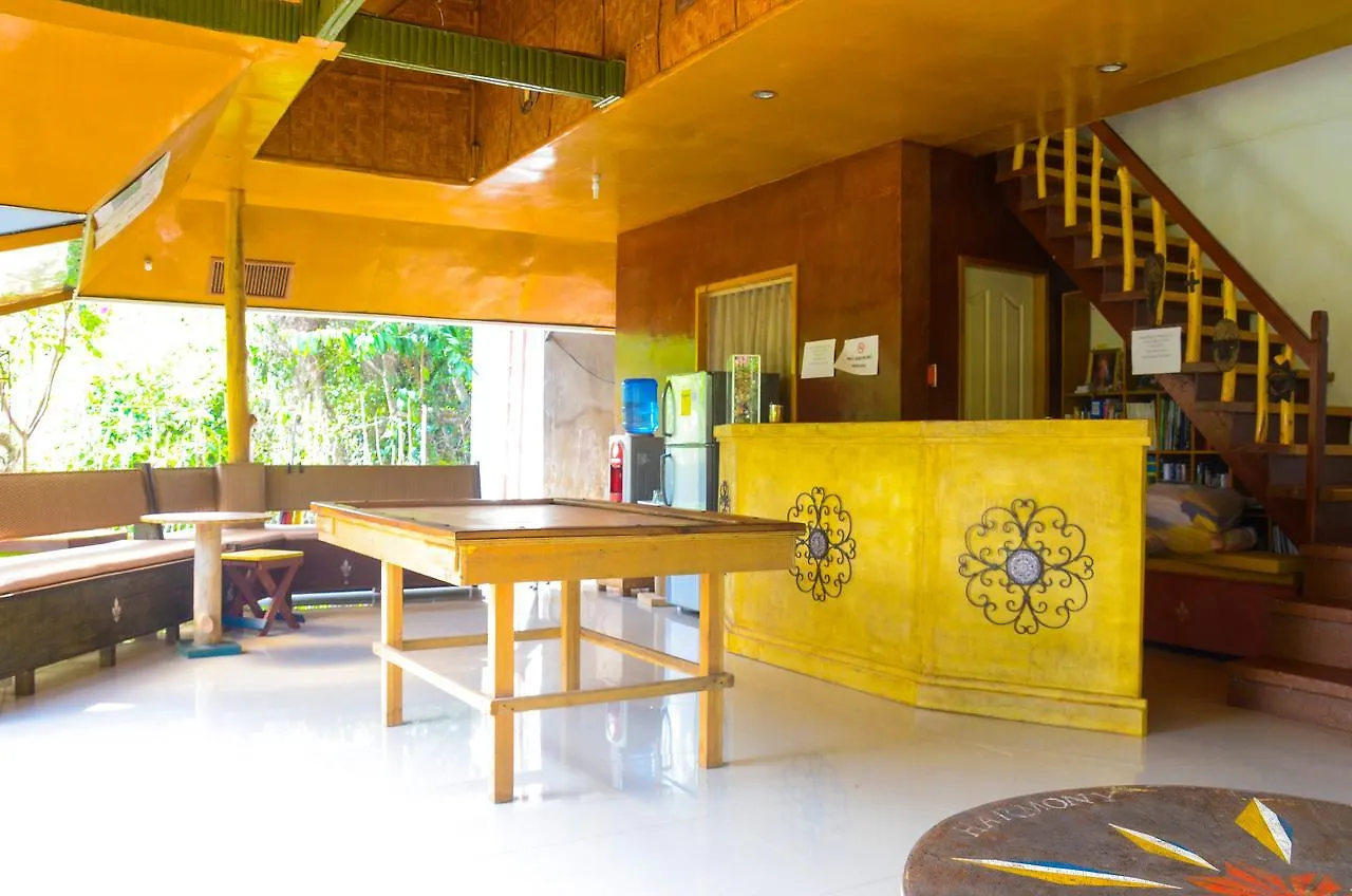 Campground To Bougainvillea Paradise Camp And Hostel Dauis 2*,  Filipíny